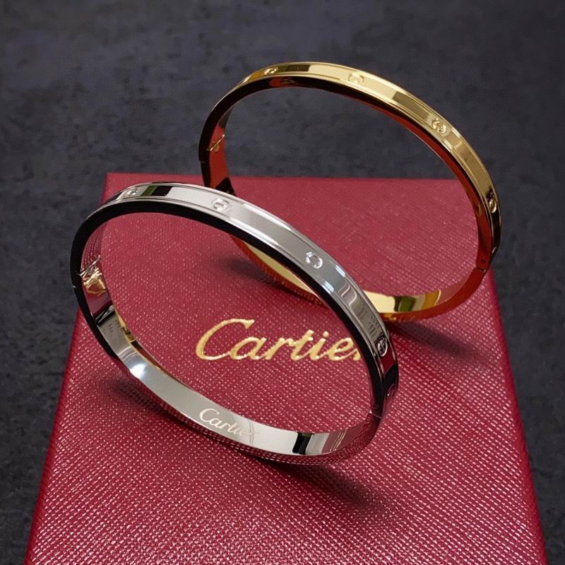 Cartier bracelet 01lyx50